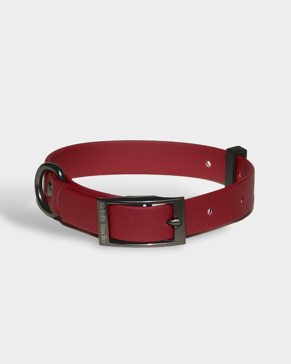 The Line · Rouge - Waterproof Adjustable Dog Collar
