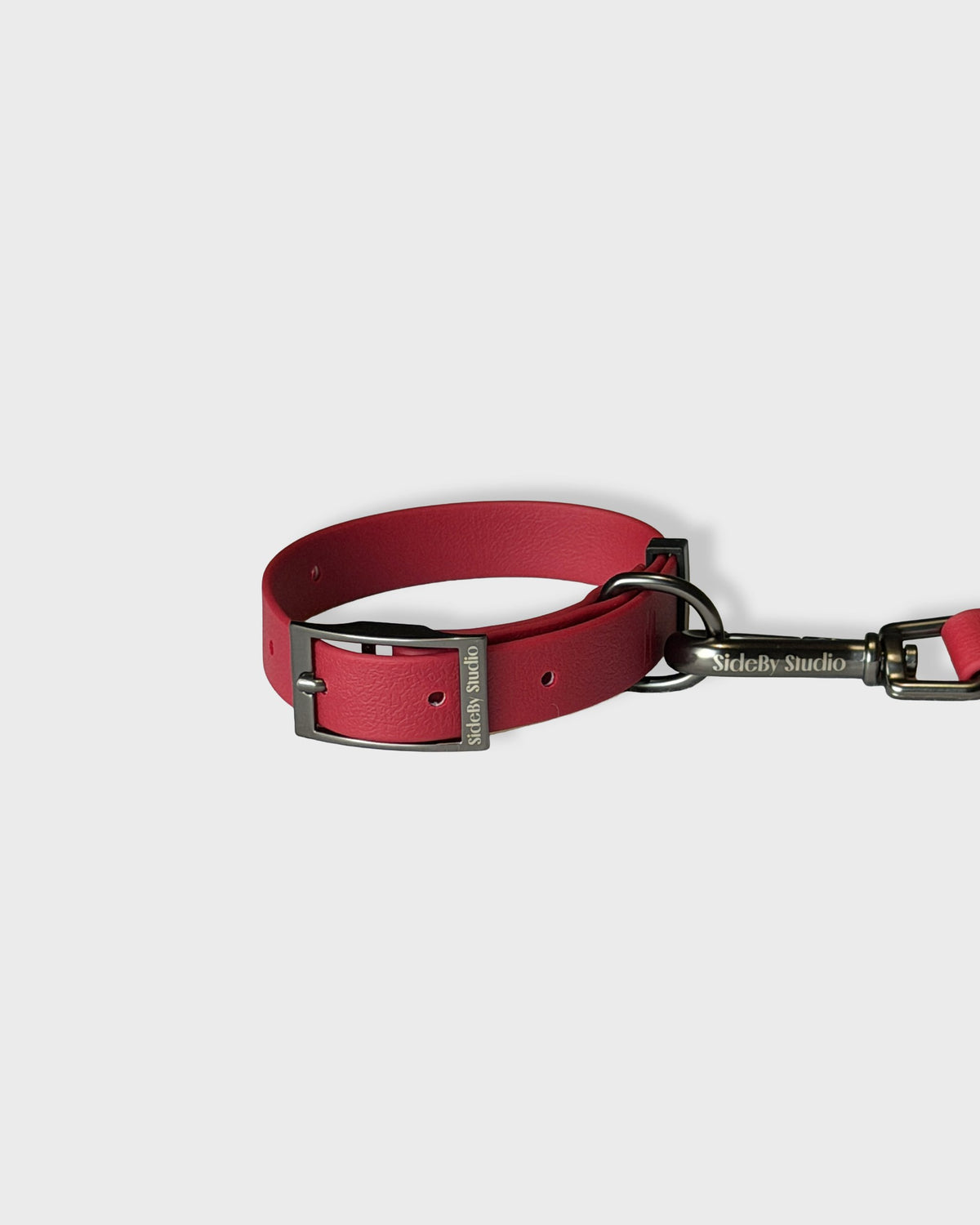 The Line · Rouge - Waterproof Adjustable Dog Collar