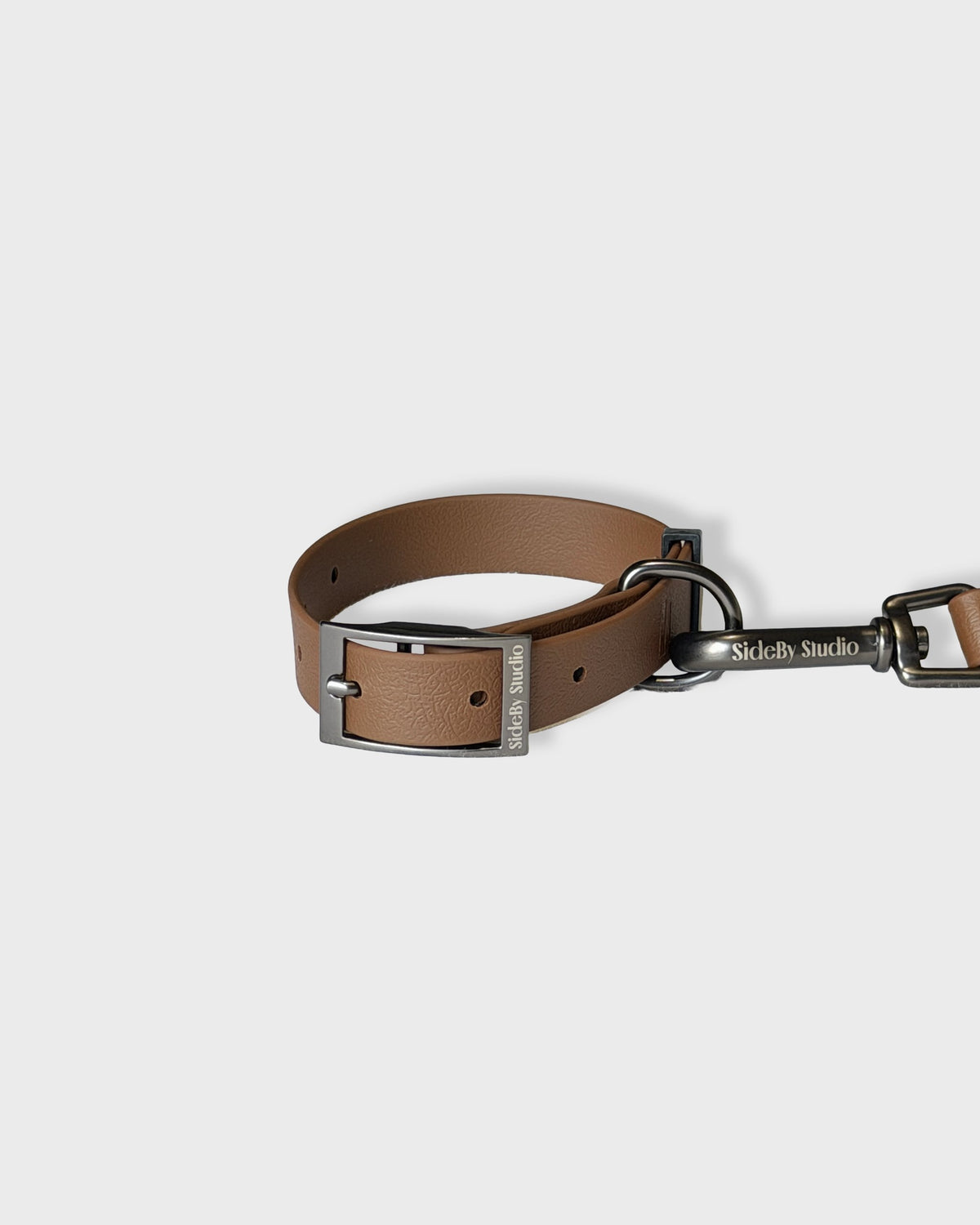 The Daily Range · Umber — Waterproof Dual-Control Leash & Collar Set