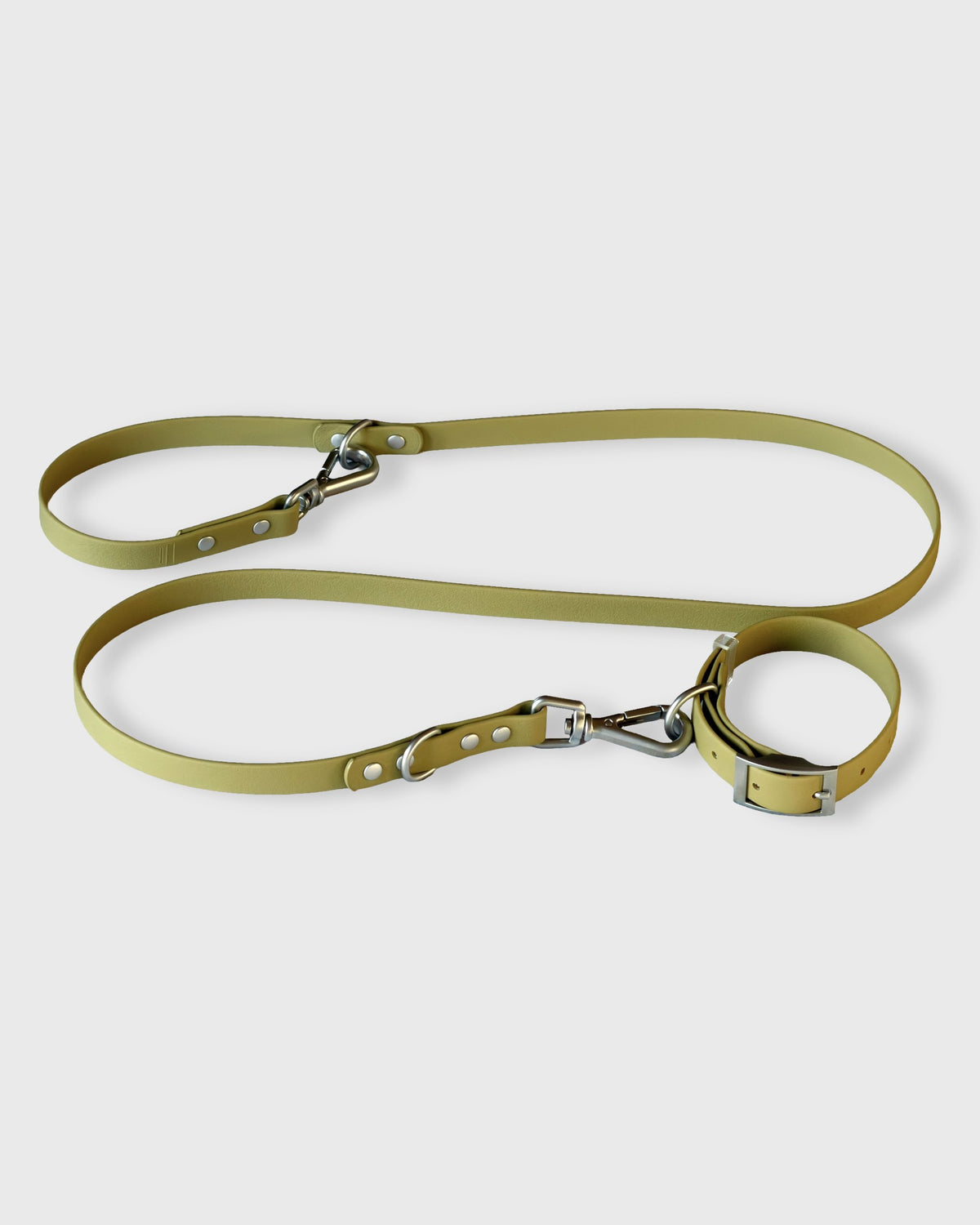 The Daily Range · Moss - Waterproof Dual-Control Leash & Collar Set